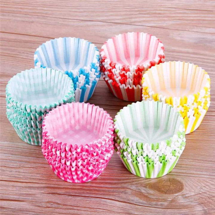 100-piece cupcake liners and paper baking cups