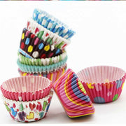 Small paper baking cups for cupcakes and mini muffins
